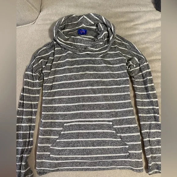 Sweater - Picture 2 of 3